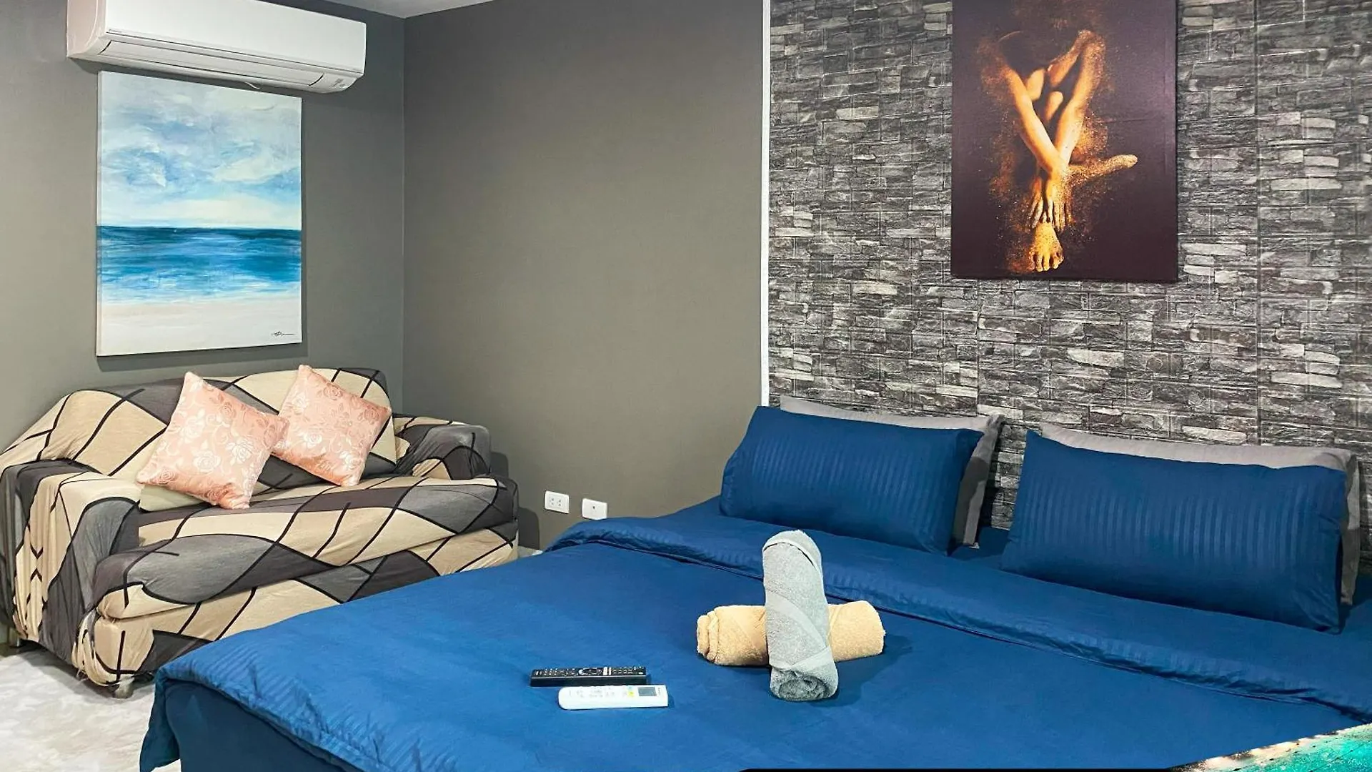 Aparthotel Century Spire Makati Makati City 0*,
